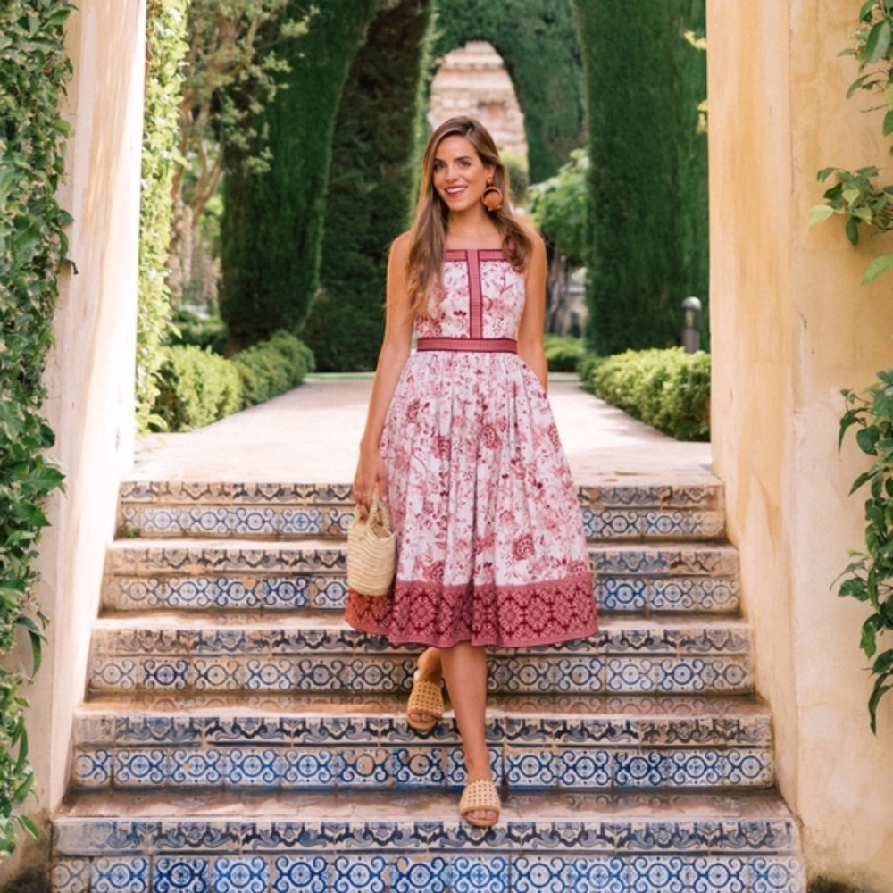 Gal Meets Glam Esme Midi Dress with Pockets 12